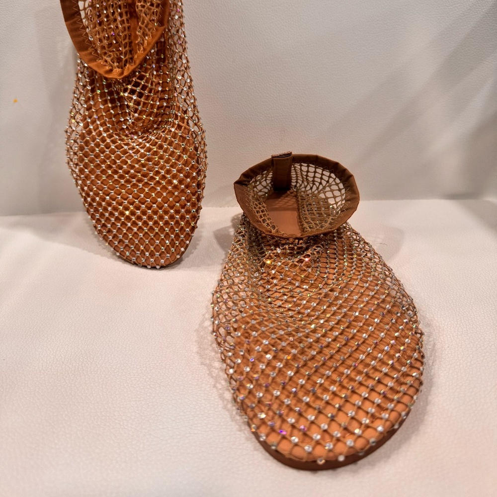 Nude Crystal Flat Slippers – Size 9, Brand New